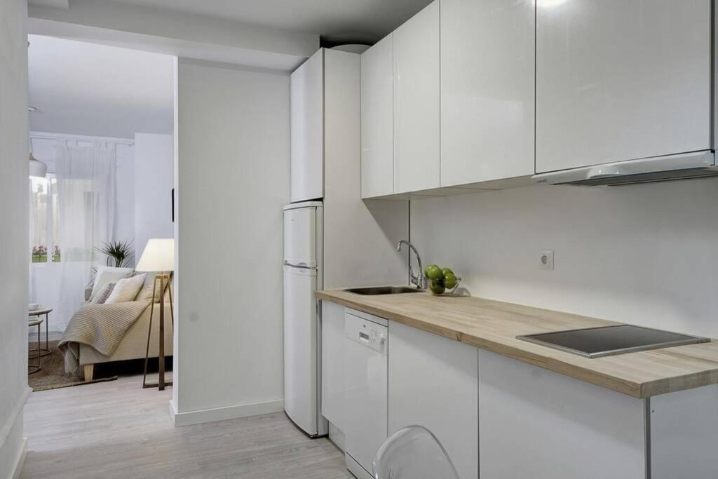 Acogedor Apartamento En El Centro De La Ciudad Granada Exterior foto